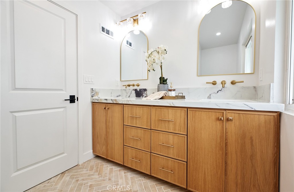 Meredith Village - Residential