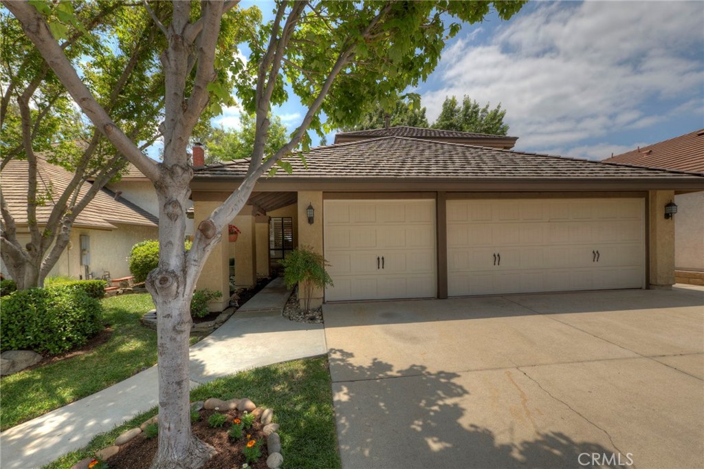 2282 Shadetree