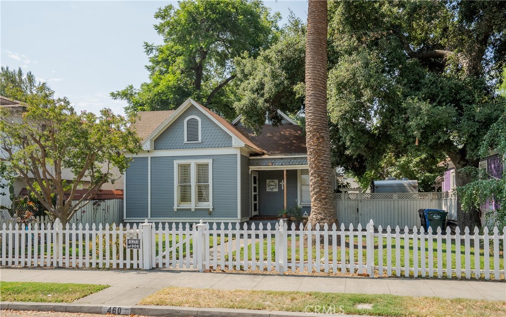 460 E Kingsley Avenue