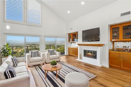 Ridge   Irvine Pacific (RG) - Residential Lease