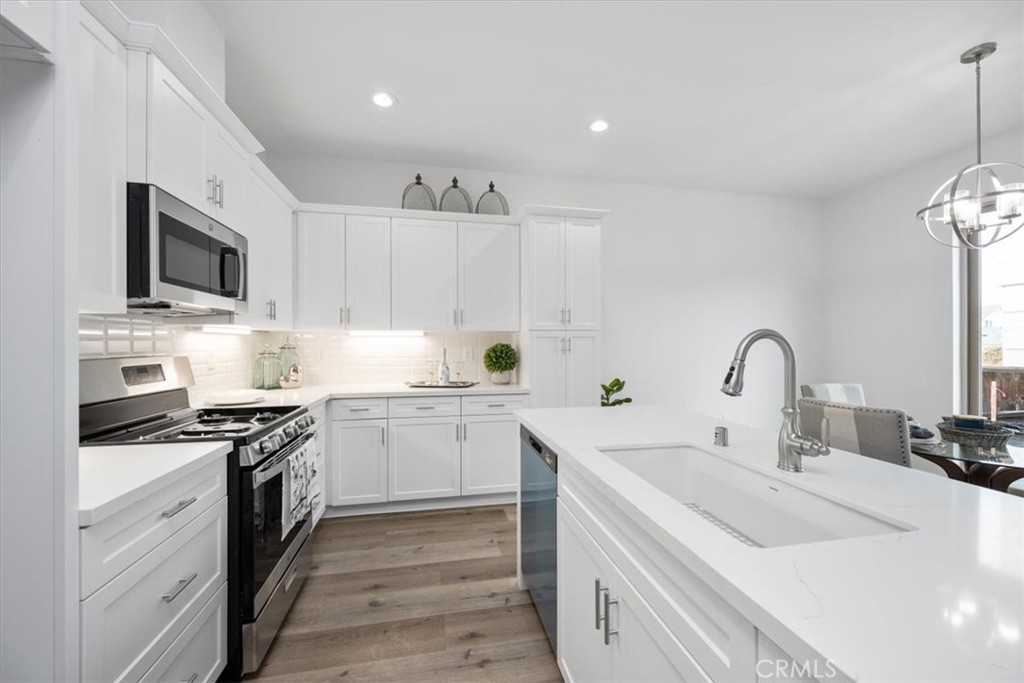 West of 101(1000) - Residential