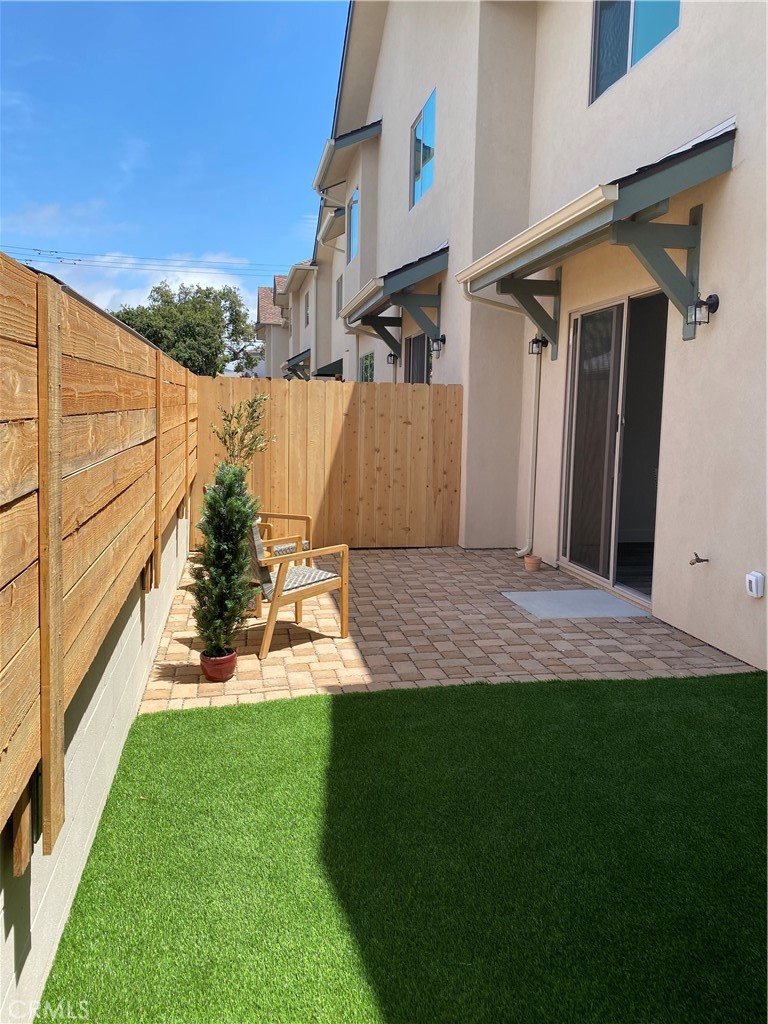 West of 101(1000) - Residential