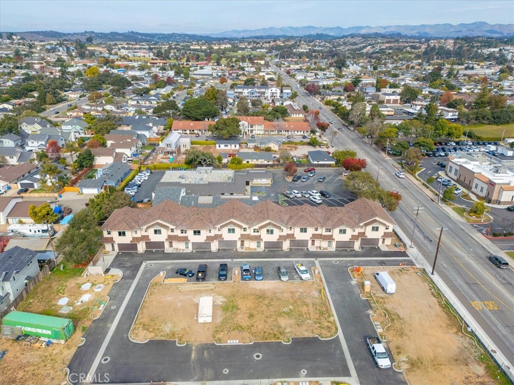 West of 101(1000) - Residential