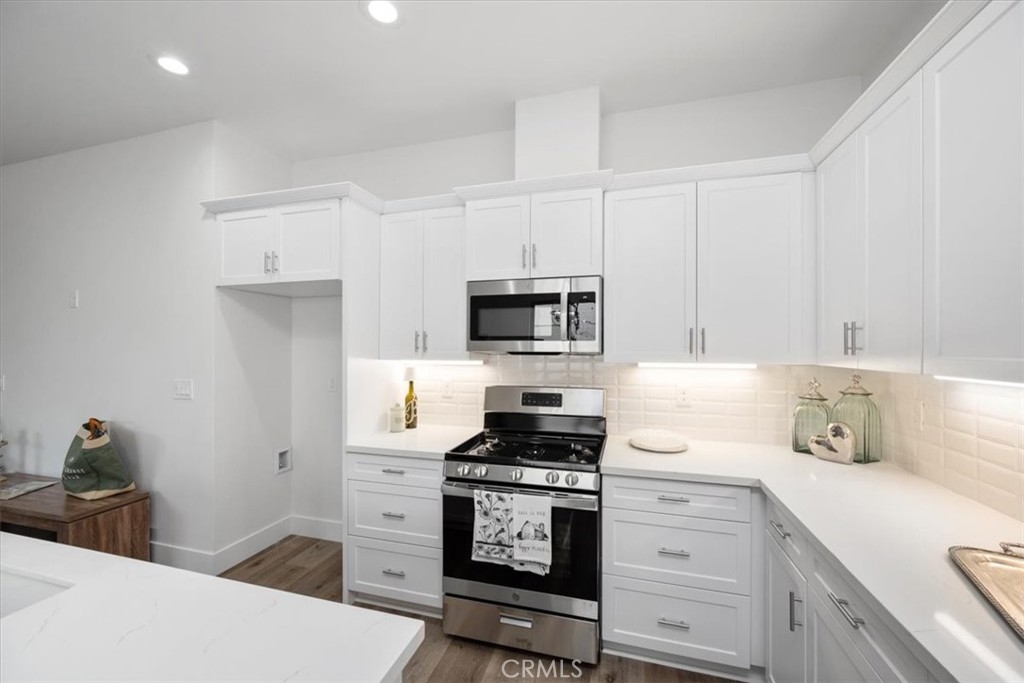 West of 101(1000) - Residential