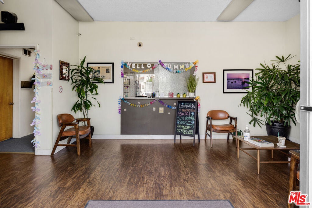 3480 Live Oak Street