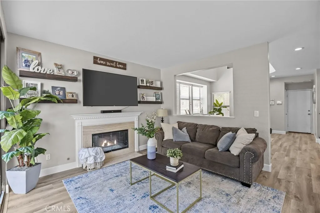 Corona, California 92882, United States, 3 Bedrooms Bedrooms, ,3 BathroomsBathrooms,Residential,Active,196867