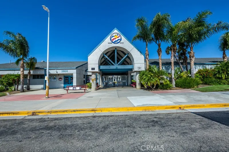 Corona, California 92882, United States, 3 Bedrooms Bedrooms, ,3 BathroomsBathrooms,Residential,Active,196867