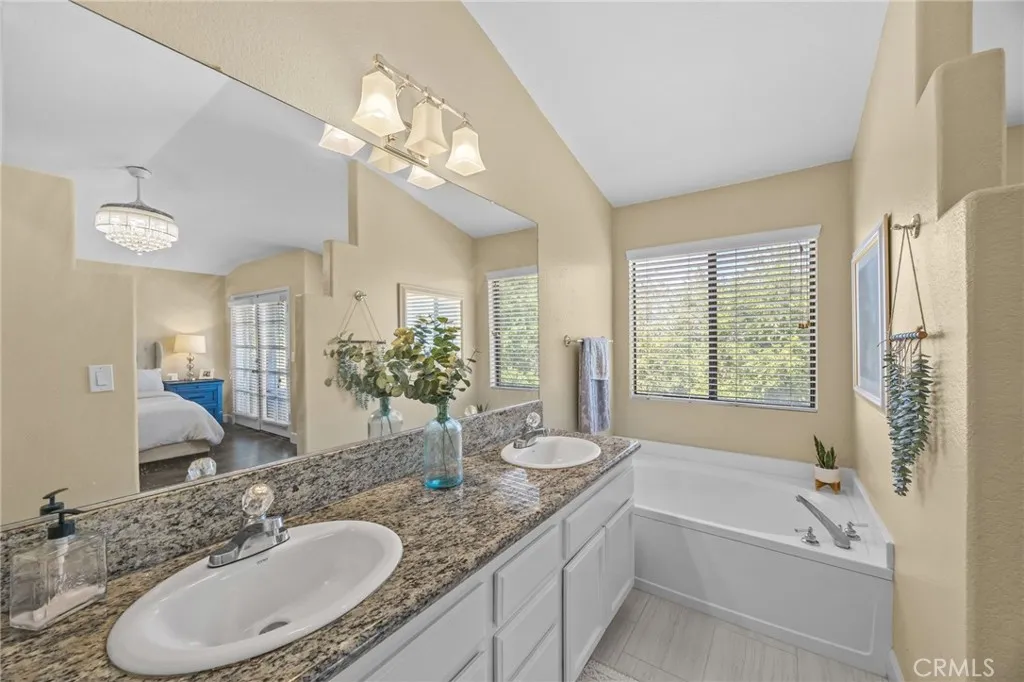 Corona, California 92882, United States, 3 Bedrooms Bedrooms, ,3 BathroomsBathrooms,Residential,Active,196867