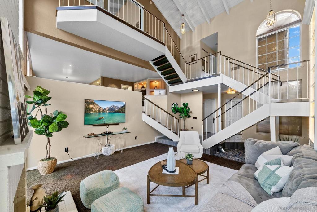7508 Jerez Court