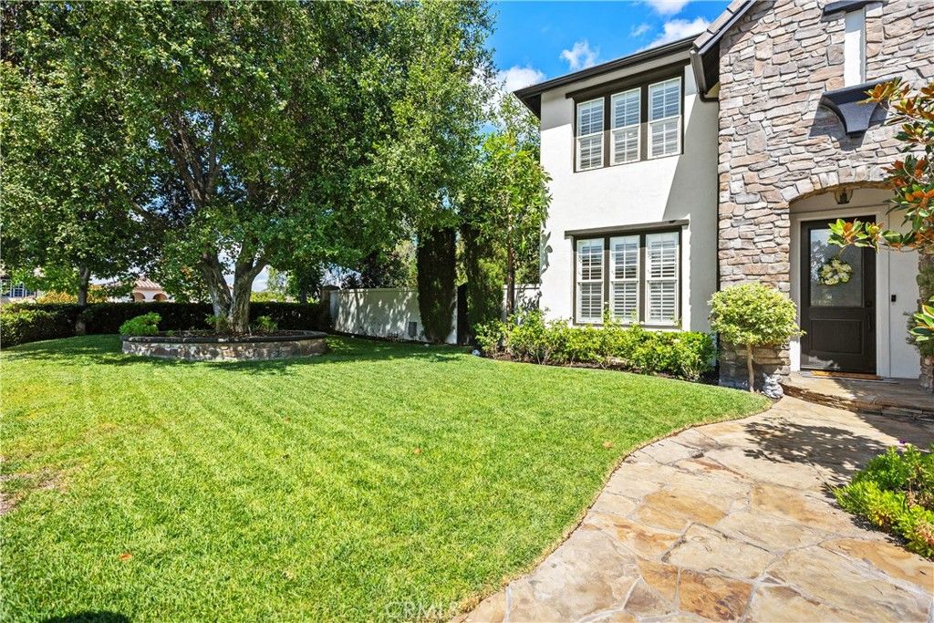 Photo of 1 Roberts Drive, Coto de Caza, CA 92679 (MLS # OC26069759)