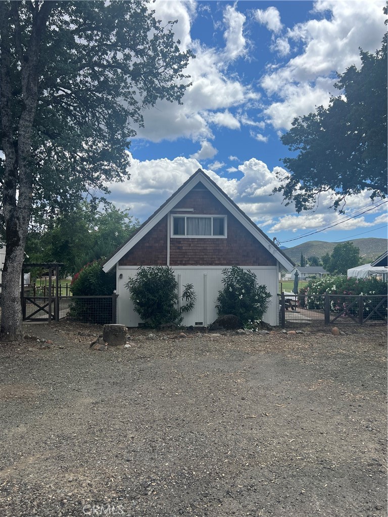 18775 Hidden Valley