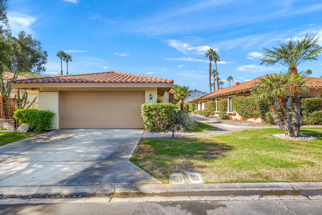 Monterey Country Clu - Residential