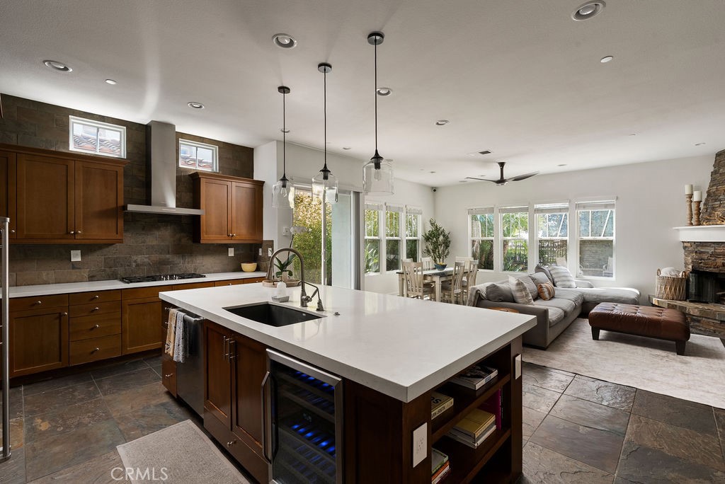 2602 Canto Rompeolas