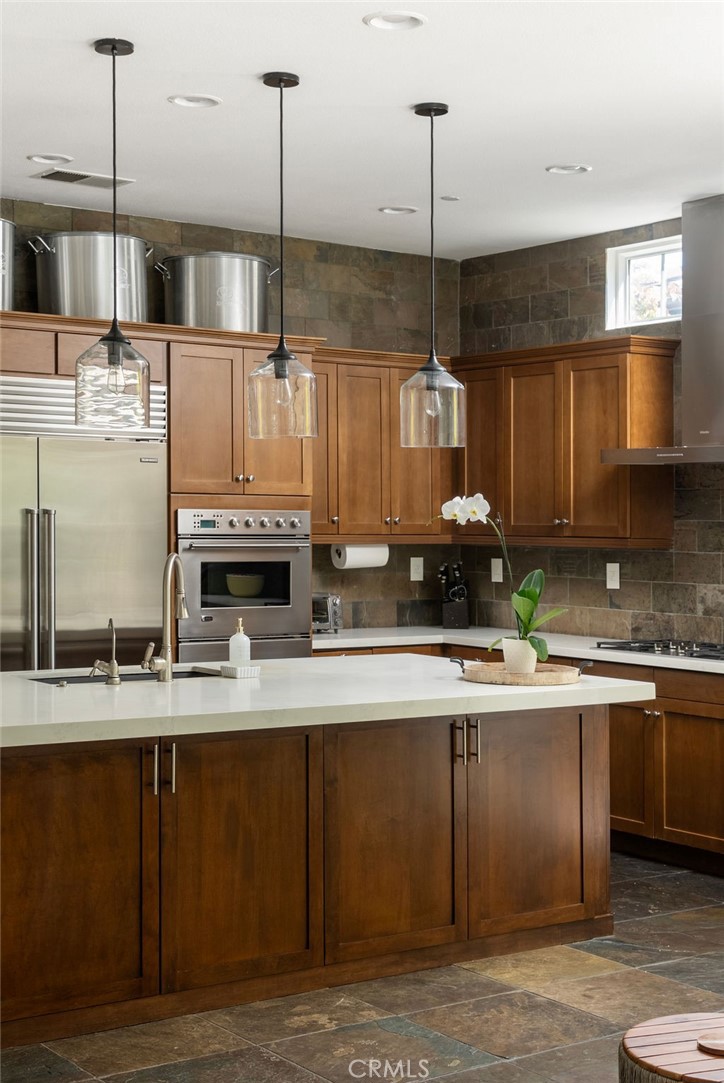 2602 Canto Rompeolas