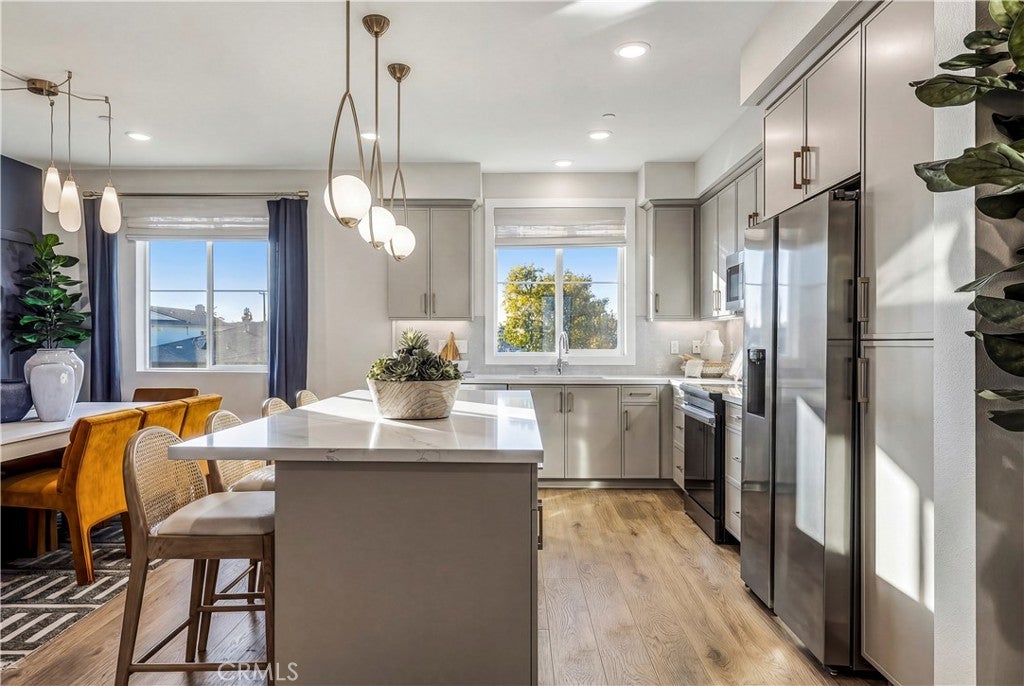 12719 Azure Way 24