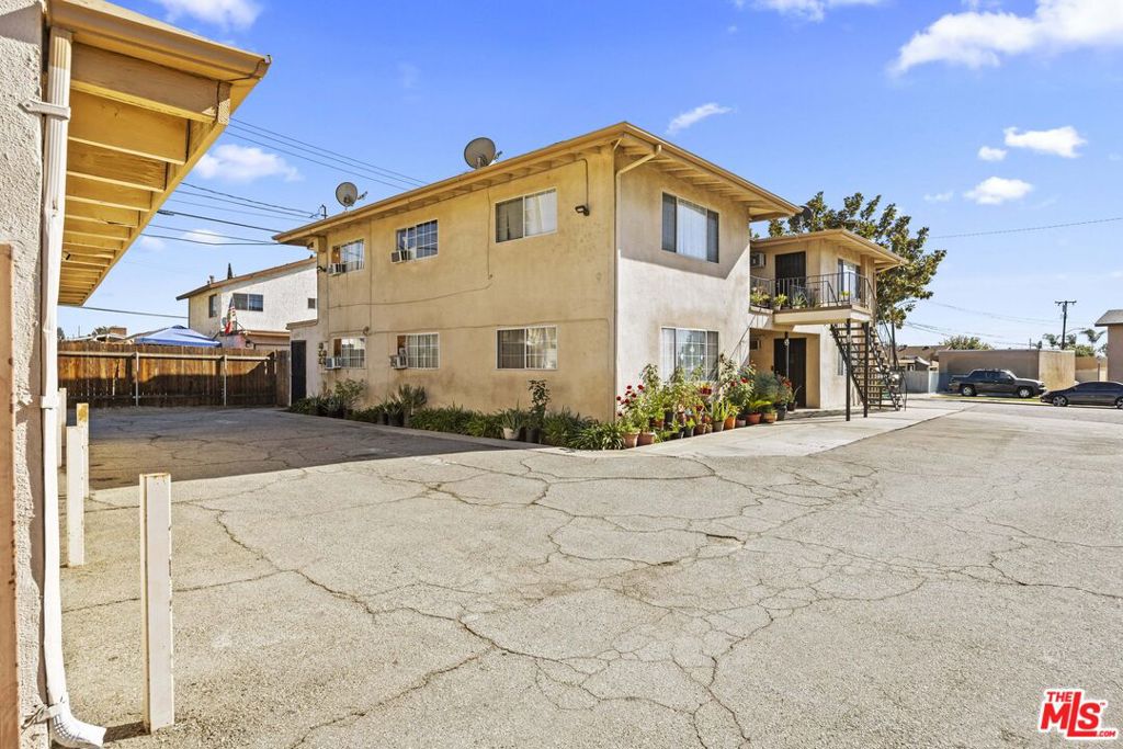 4484 La Deney Street