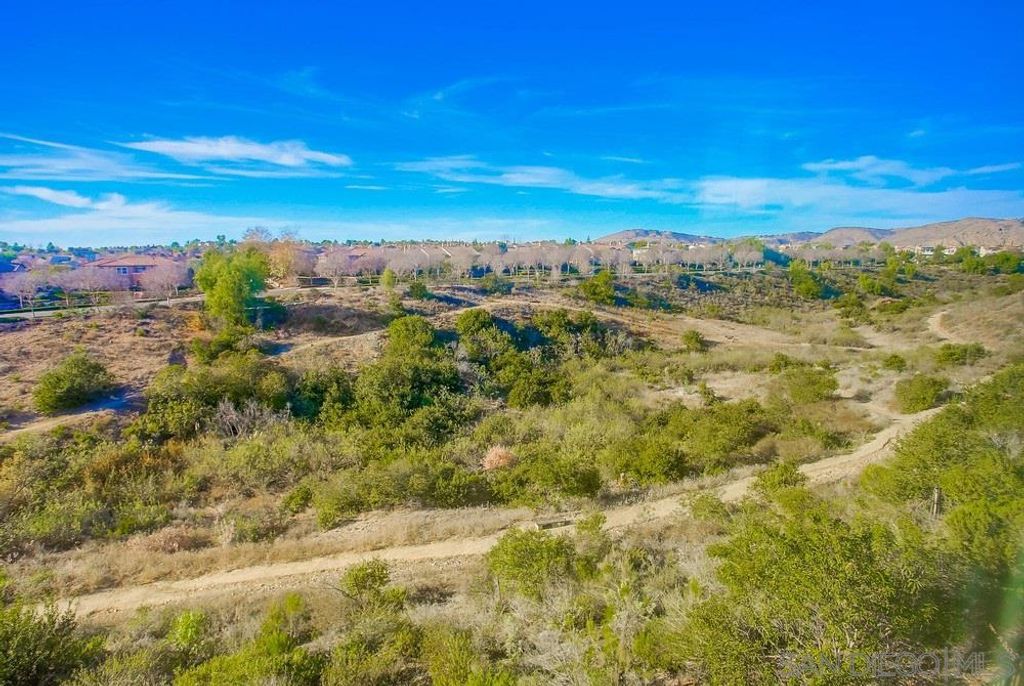 listing image 130729560983190249661