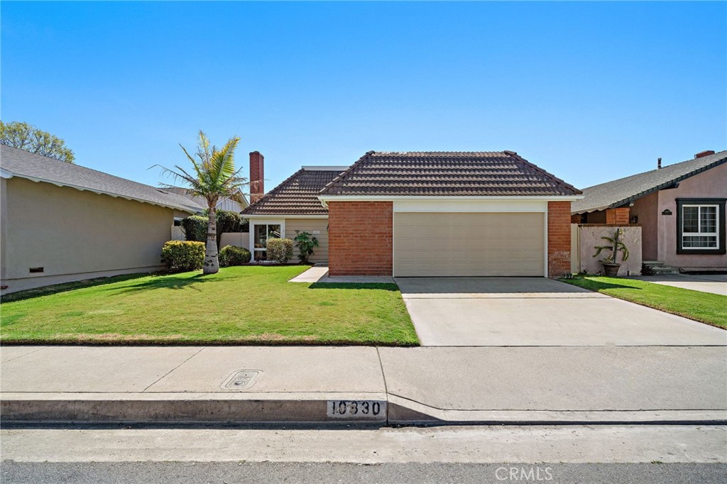 10830 La Terraza Avenue