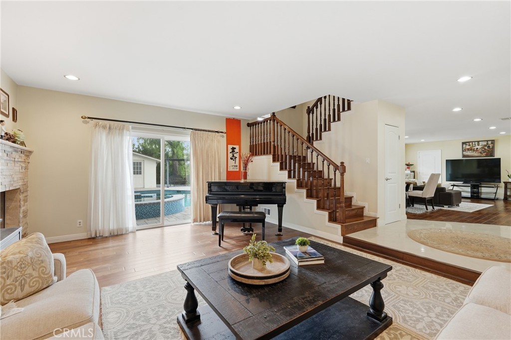 Encino, California, 91316, United States, 3 Bedrooms Bedrooms, ,3 BathroomsBathrooms,Residential,Active,2043429