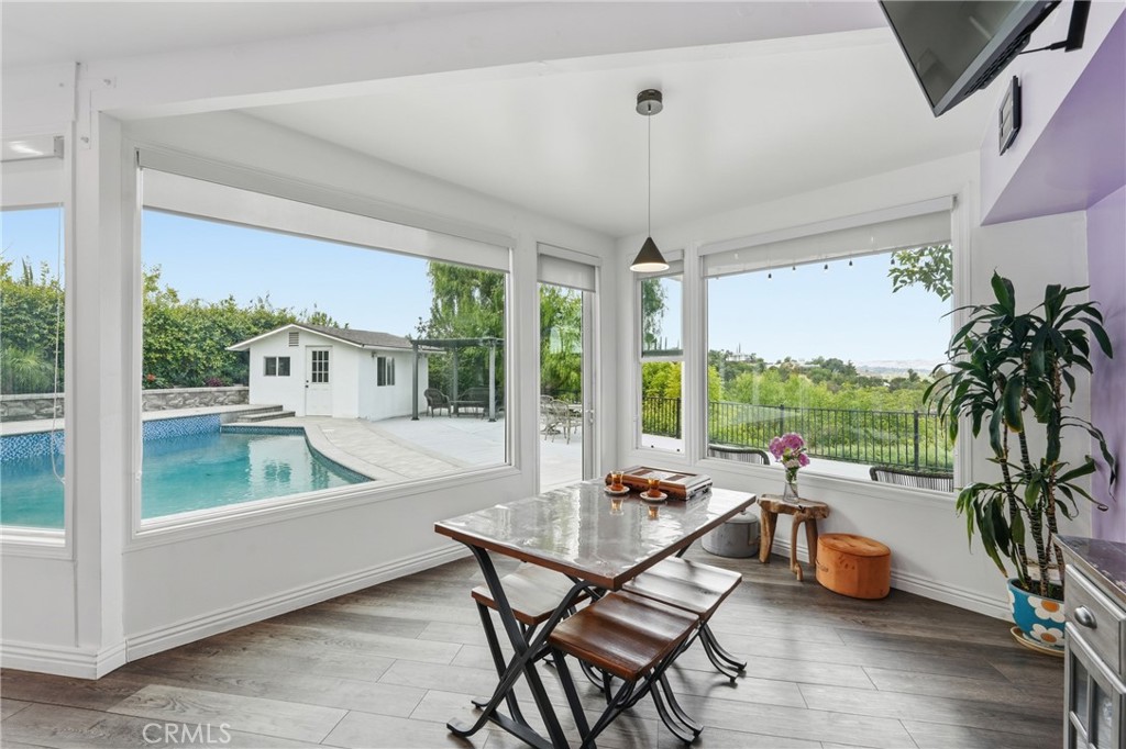 Encino, California, 91316, United States, 3 Bedrooms Bedrooms, ,3 BathroomsBathrooms,Residential,Active,2043429