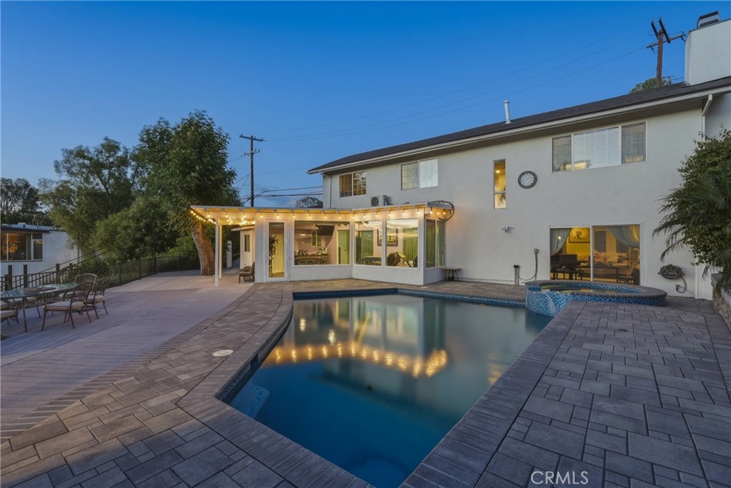 Encino, California, 91316, United States, 3 Bedrooms Bedrooms, ,3 BathroomsBathrooms,Residential,Active,2043429