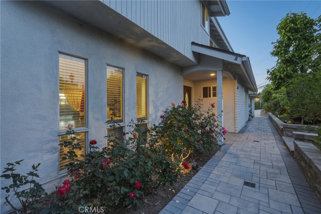 Encino, California, 91316, United States, 3 Bedrooms Bedrooms, ,3 BathroomsBathrooms,Residential,Active,2043429