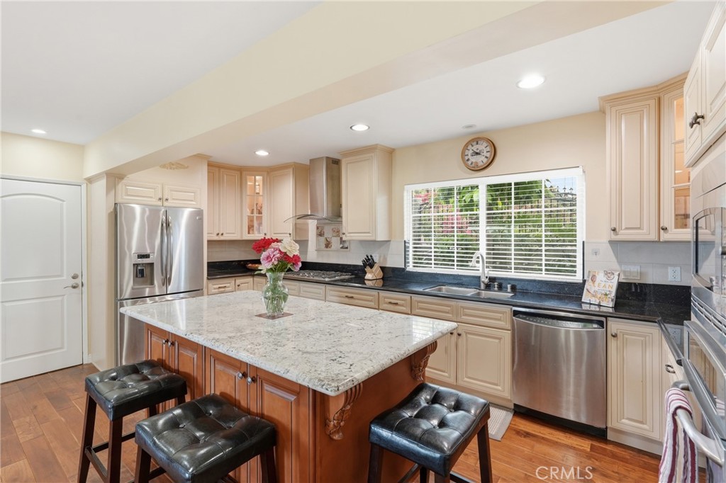 Encino, California, 91316, United States, 3 Bedrooms Bedrooms, ,3 BathroomsBathrooms,Residential,Active,2043429