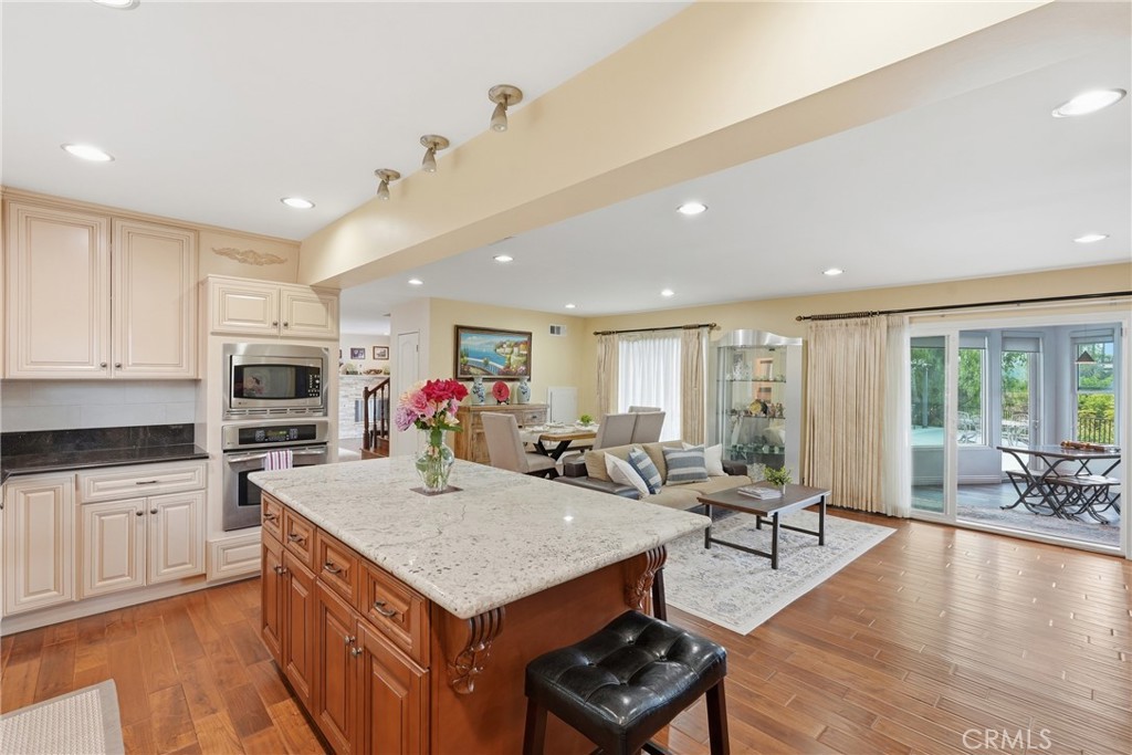Encino, California, 91316, United States, 3 Bedrooms Bedrooms, ,3 BathroomsBathrooms,Residential,Active,2043429