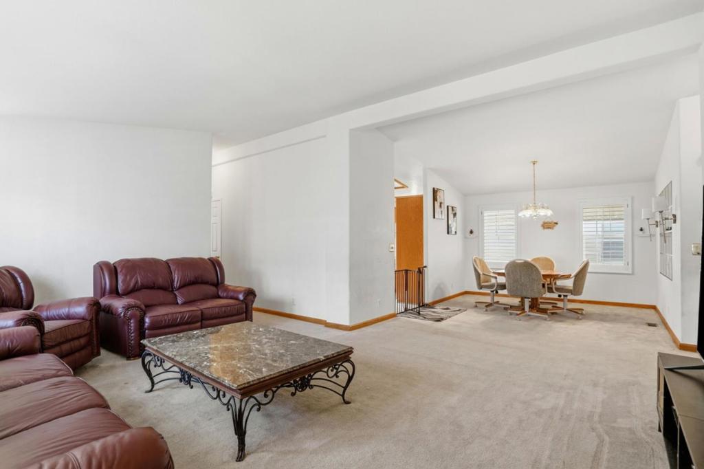 1225 Vienna Drive 205