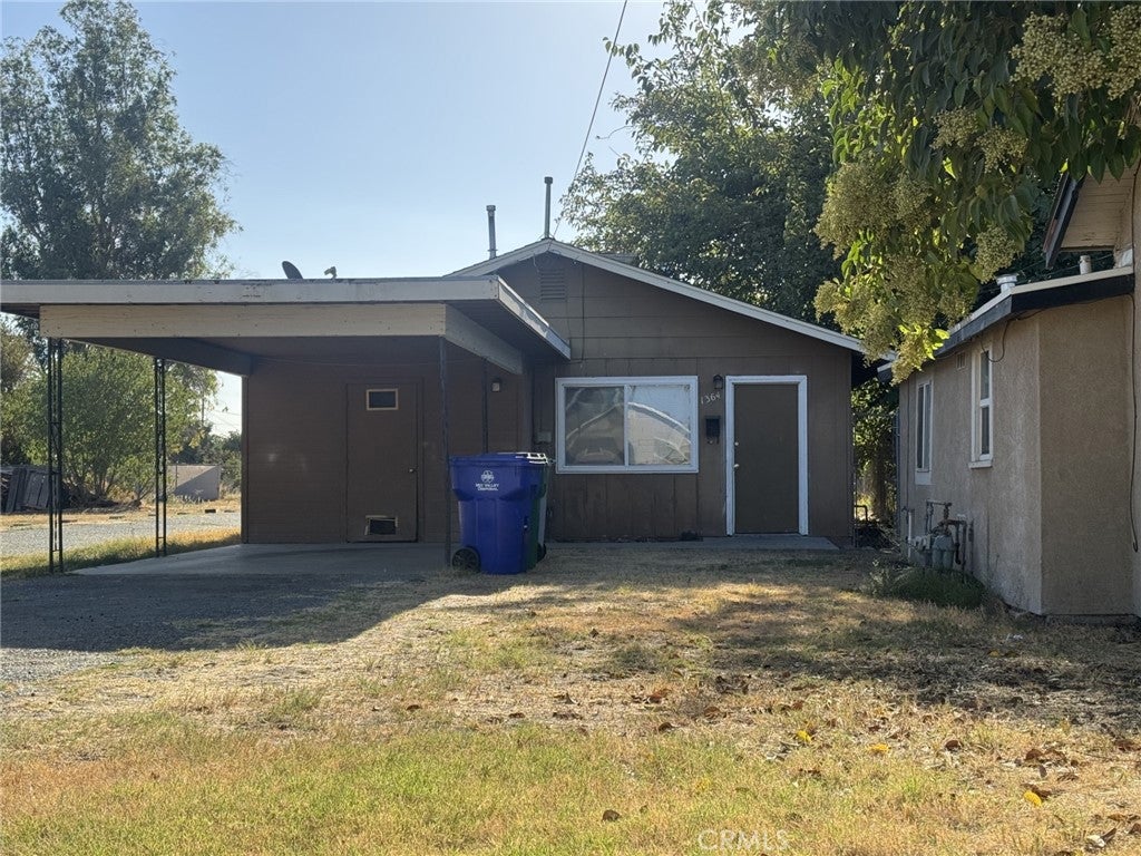 1360 Willow