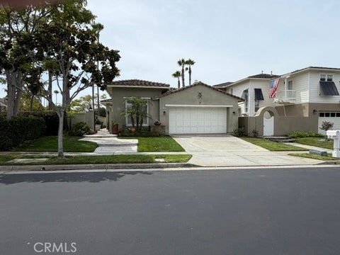 Photo of 6292 Jasmine DR, Huntington Beach, CA 92648 (MLS # OC26182107)