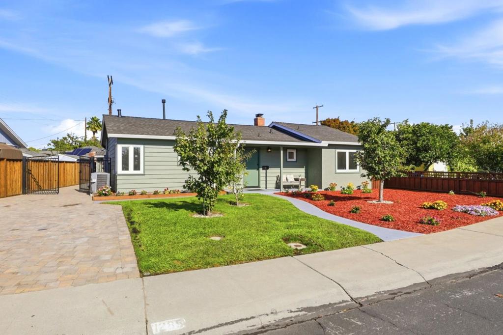 1285 Chapel Drive