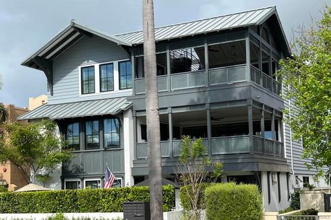 Photo of 434 Orange Avenue Ave #3B, Coronado, CA 92118 (MLS # 260008861SD)