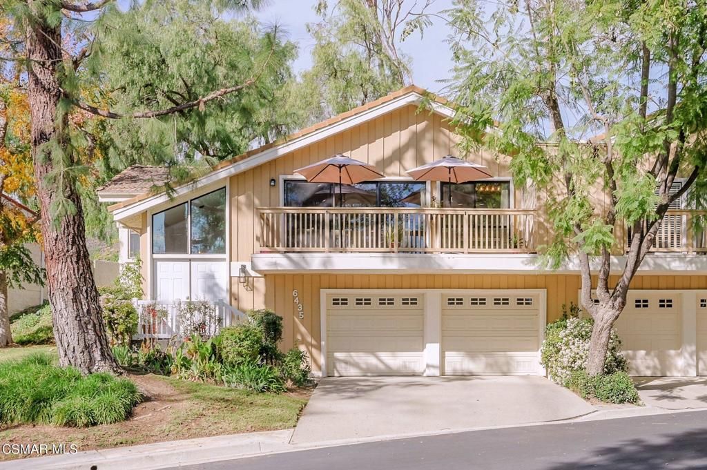 Photo of 6435 Winona Court, Oak Park, CA 91377 (MLS # 226000329)