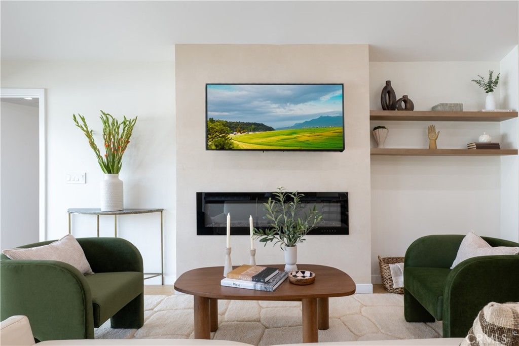 Photo of 17469 Bullock Street, Encino, CA 91316 (MLS # SR26059792)