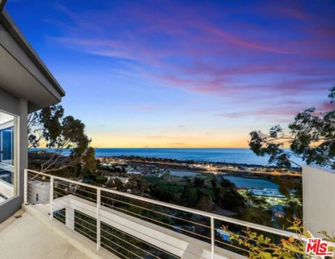 Photo of 23838 Harbor Vista Drive, Malibu, CA 90265 (MLS # 25611455)