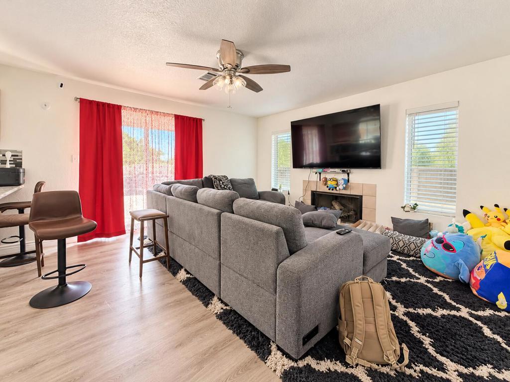 720 Oleander Lane