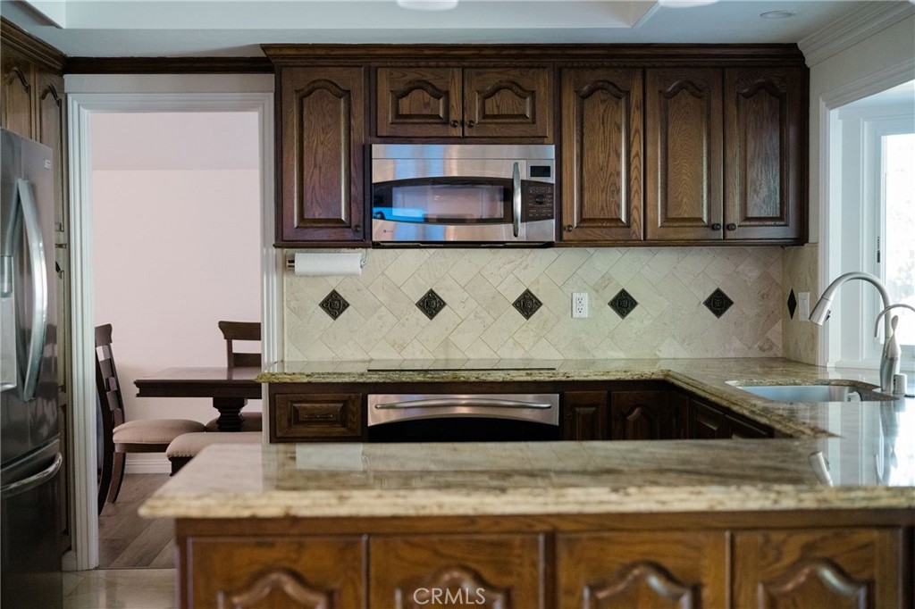 Madrid Del Lago (ML) - Residential Lease