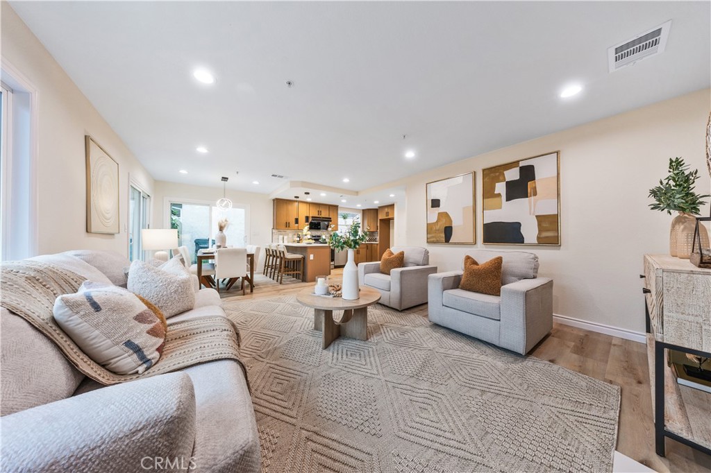 2654 Doray Cir