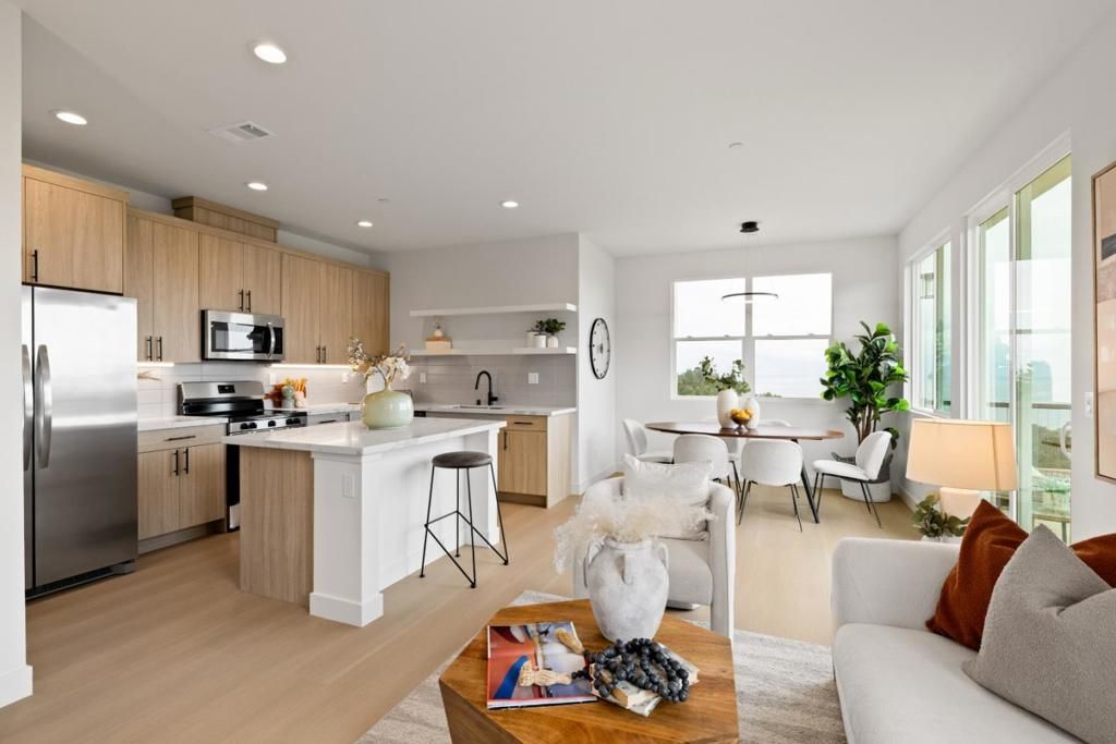 Photo of 815 Fassler Avenue, Pacifica, CA 94044 (MLS # ML82024693)