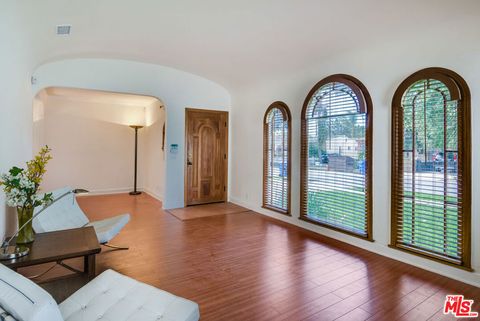 Photo of 4264 MILDRED Avenue, Culver City, CA 90066 (MLS # 25621675)