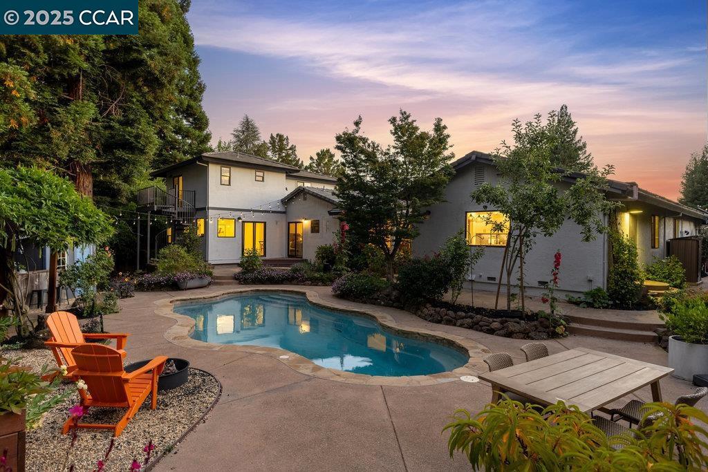 3425 Lanai Dr
