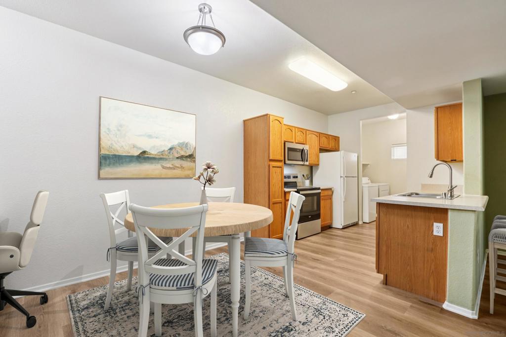 41410 Juniper St 6-14