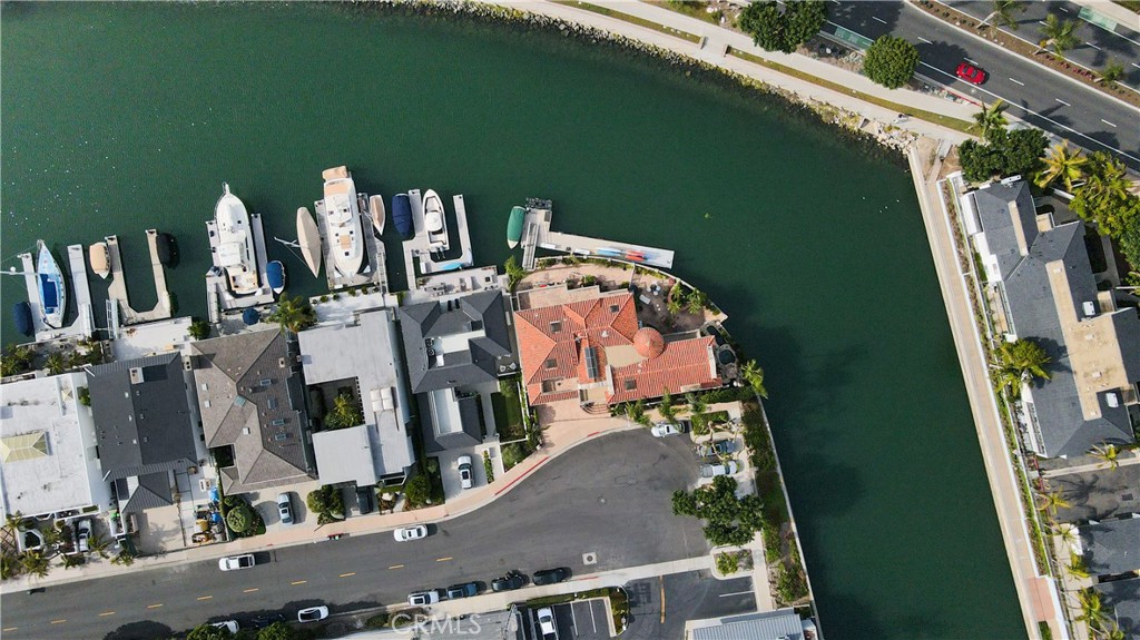 842 Harbor Island Drive