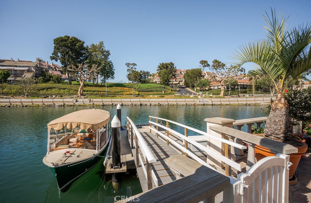 842 Harbor Island Drive