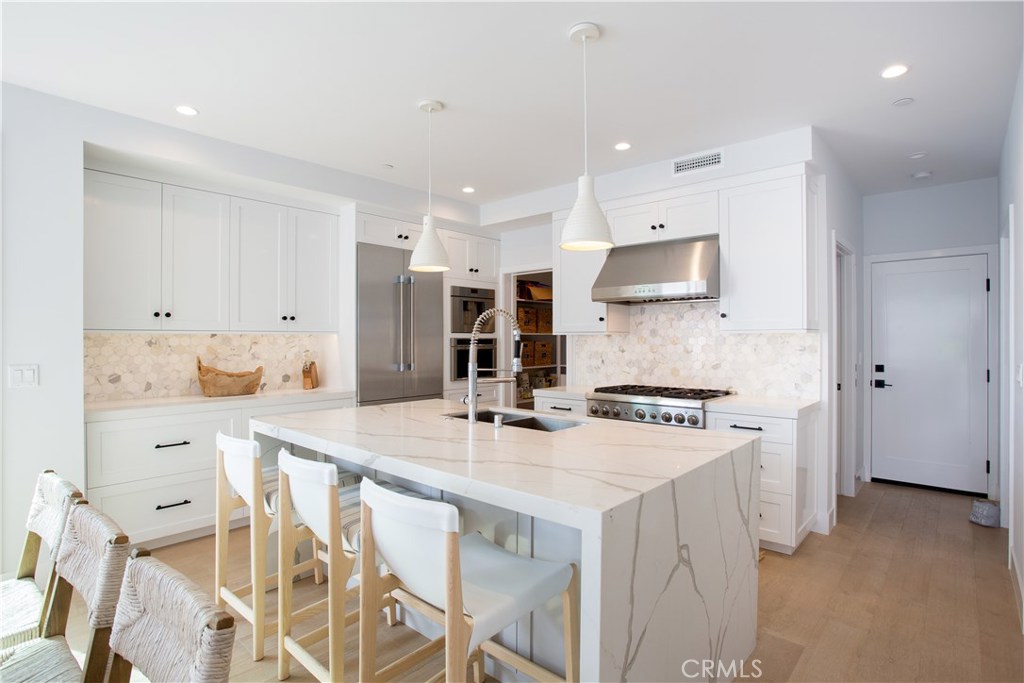 109 Onyx Avenue