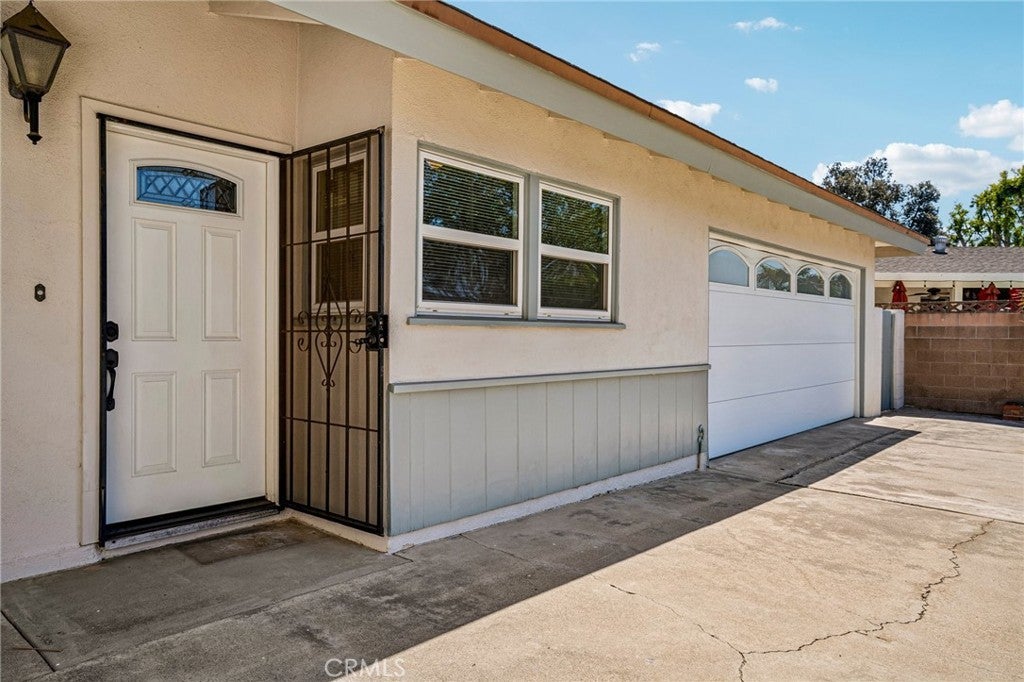 312 N London