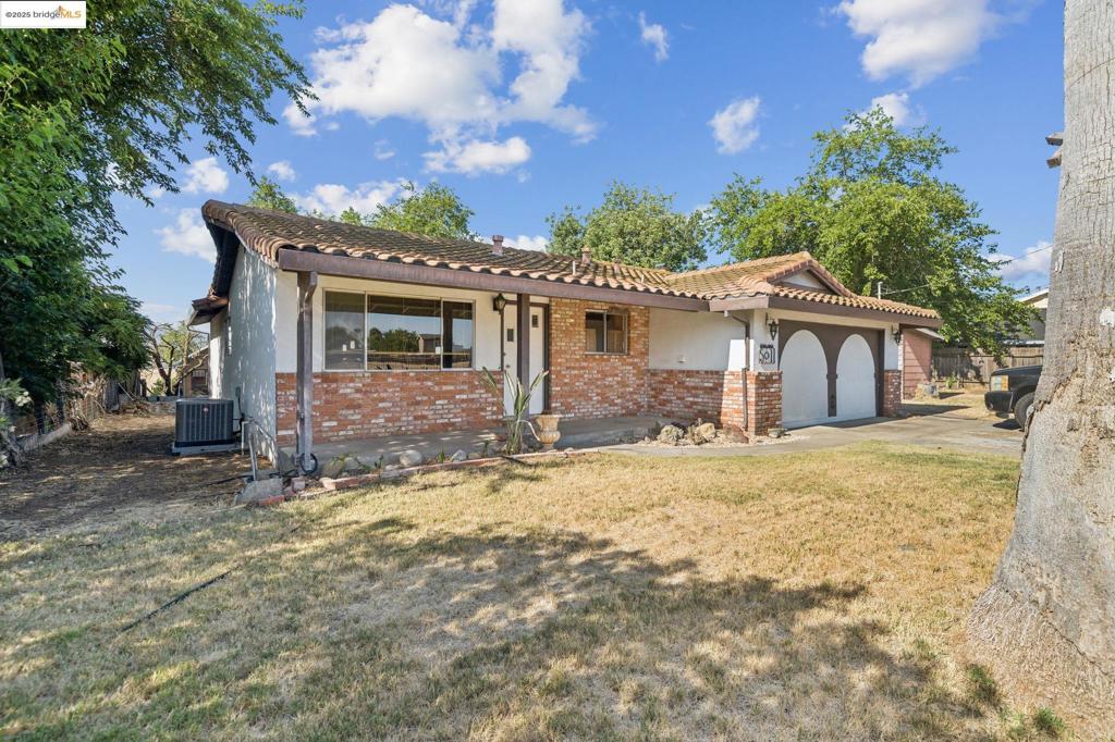 501 De Fremery Dr