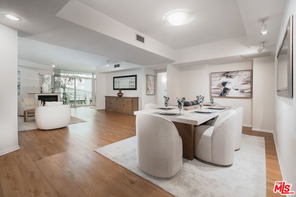 13600 Marina Pointe Drive 415