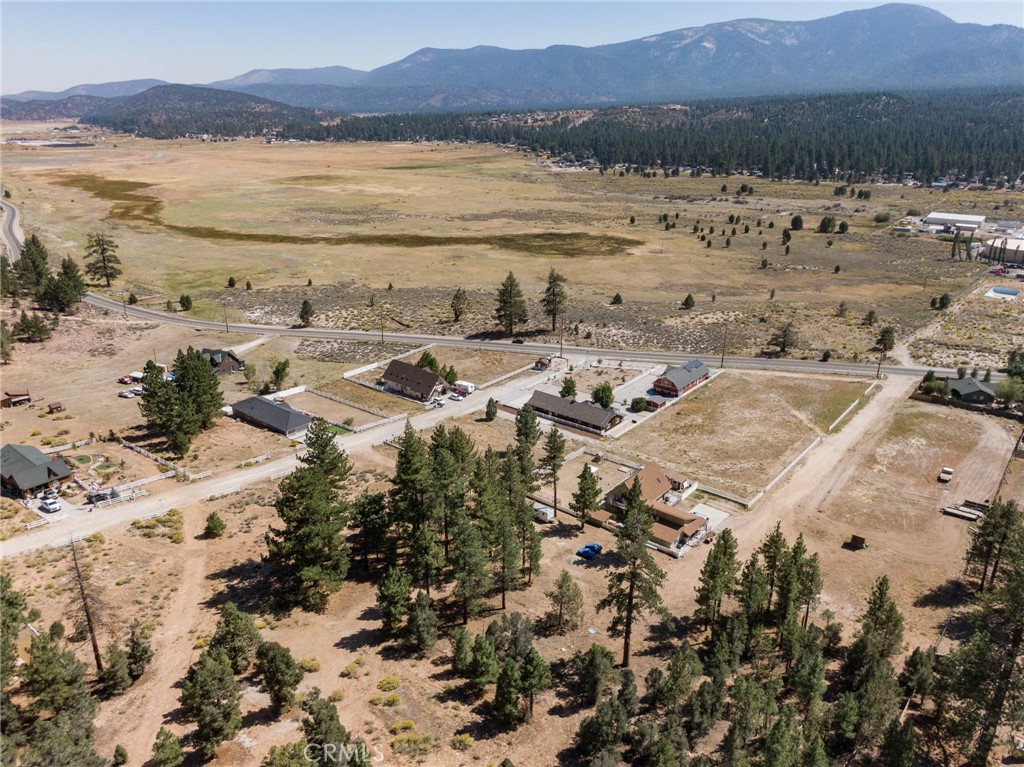 Photo 1 of 16 — 1137 Live Oak, Big Bear, CA 92314